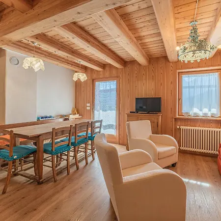 Chalet Dolomites Heart Apartament *